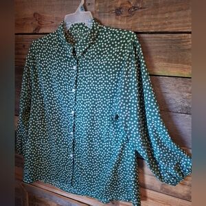 Green floral top